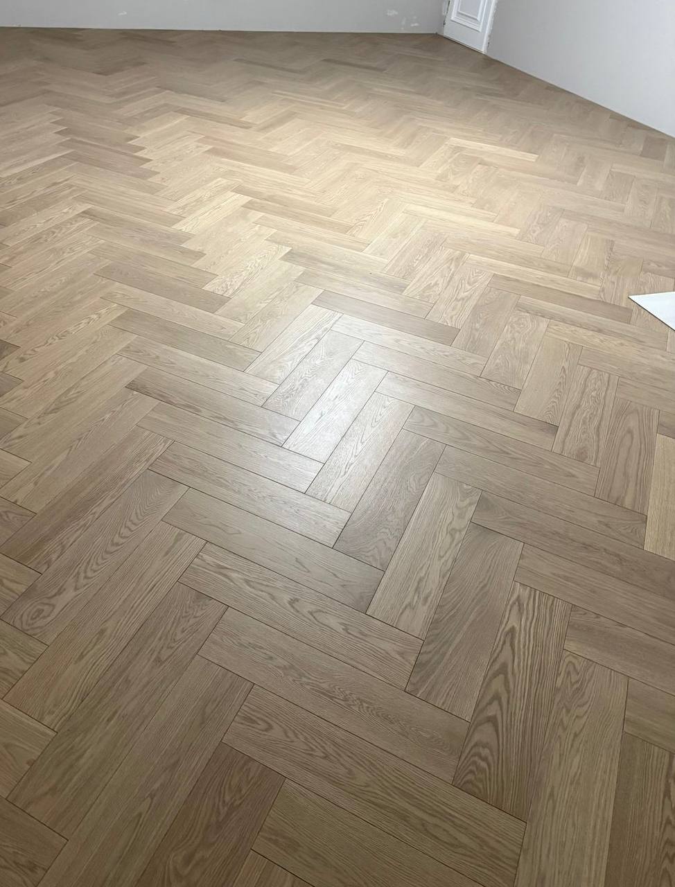 Инженерная доска Eparket Дуб Saint-Petersburg селект лак венгерская елка 600×150×15